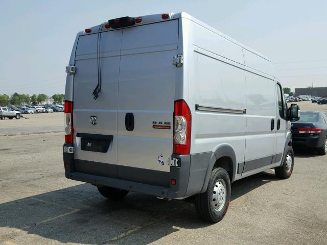 3C6TRVBG2JE106766 - 2018 RAM PROMASTER 银色 照片 4