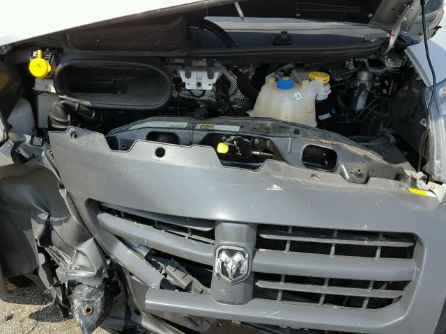 3C6TRVBG2JE106766 - 2018 RAM PROMASTER 银色 照片 7