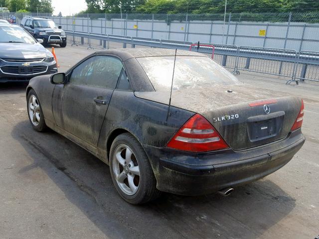 WDBKK65F01F189877 - 2001 MERCEDES-BENZ SLK 320 BLACK photo 3