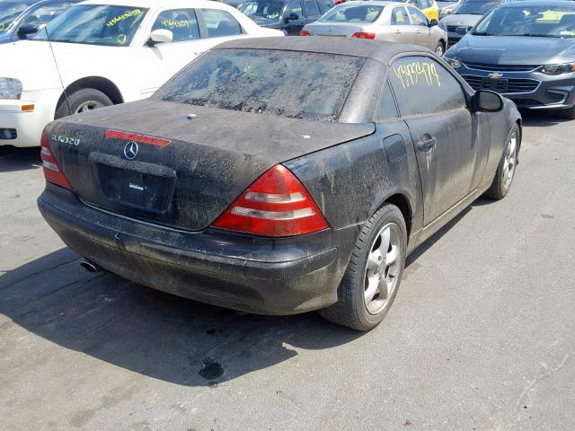 WDBKK65F01F189877 - 2001 MERCEDES-BENZ SLK 320 BLACK photo 4