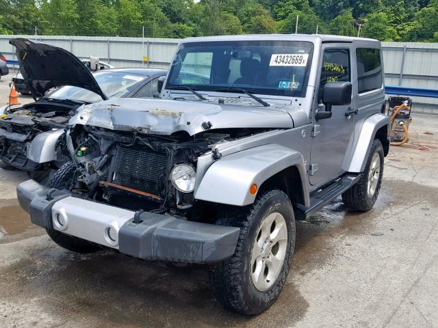 1C4AJWBG8EL118043 - 2014 JEEP WRANGLER S SILVER photo 2