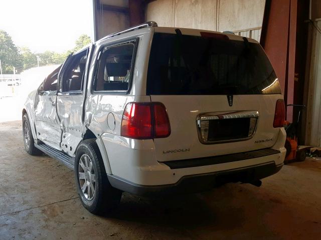 5LMFU28R33LJ29911 - 2003 LINCOLN NAVIGATOR თეთრი ფოტო 3