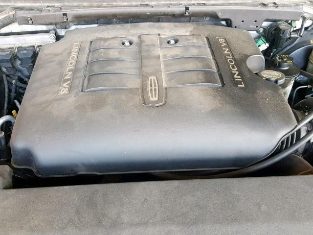 5LMFU28R33LJ29911 - 2003 LINCOLN NAVIGATOR თეთრი ფოტო 7