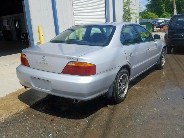 19UUA56631A005844 - 2001 ACURA 3.2TL SILVER photo 4