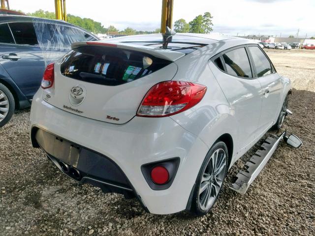 KMHTC6AE0GU280017 - 2016 HYUNDAI VELOSTER T WHITE photo 4