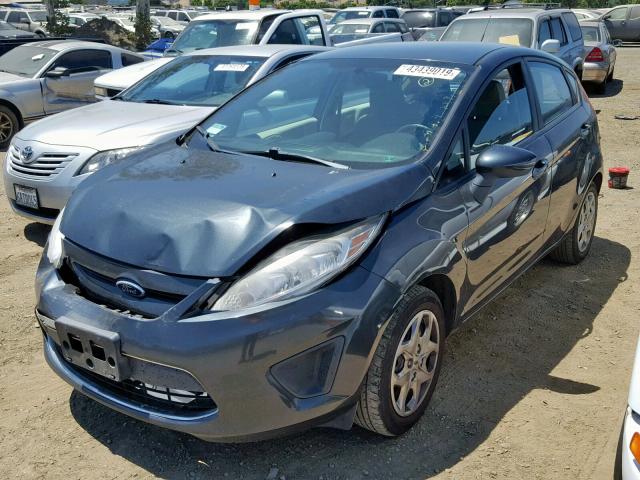 3FADP4EJ7BM162669 - 2011 FORD FIESTA SE GRAY photo 2