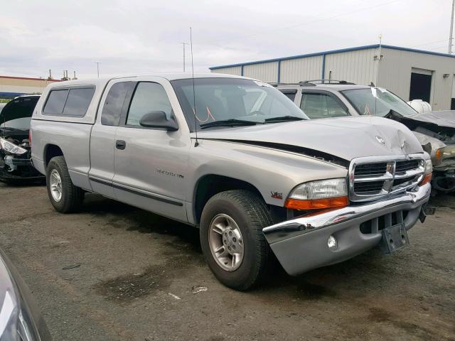 1B7GL22X8XS168690 - 1999 DODGE DAKOTA SILVER photo 1