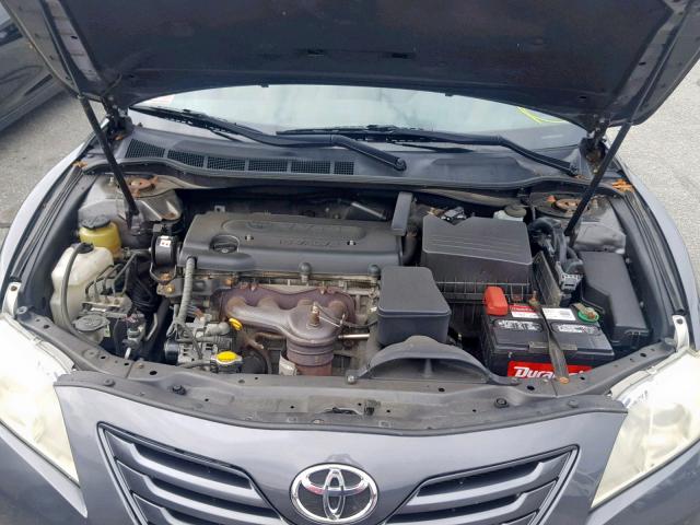 4T4BE46K09R086251 - 2009 TOYOTA CAMRY BASE GRAY photo 7