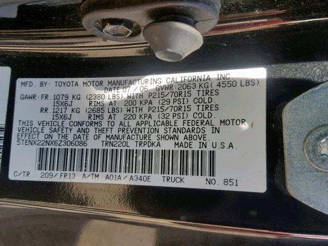 5TENX22NX6Z306086 - 2006 TOYOTA TACOMA BLACK photo 10