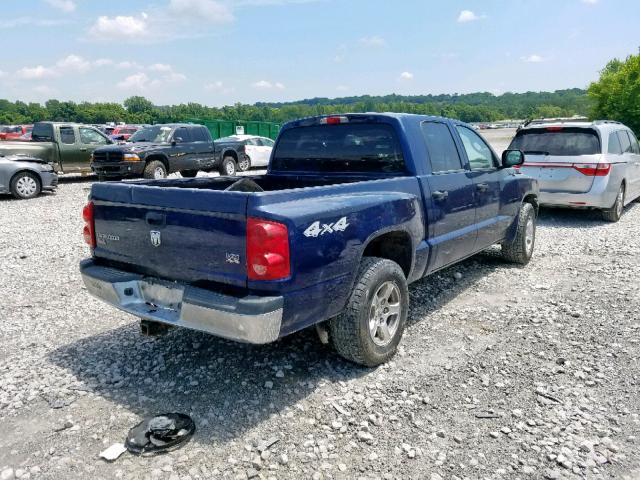 1D7HW48N76S718088 - 2006 DODGE DAKOTA QUA BLUE photo 4