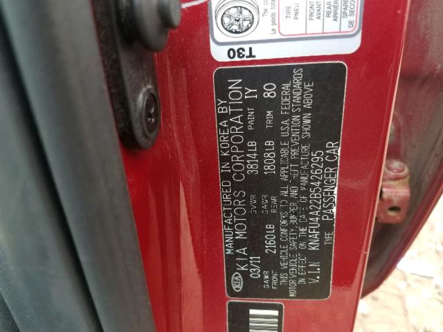 KNAFU4A22B5426295 - 2011 KIA FORTE EX RED photo 10