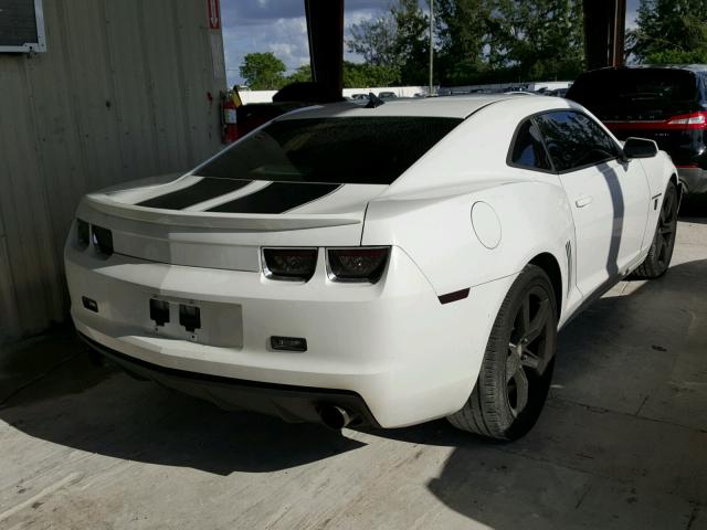 2G1FE1E37C9162618 - 2012 CHEVROLET CAMARO LS WHITE photo 4