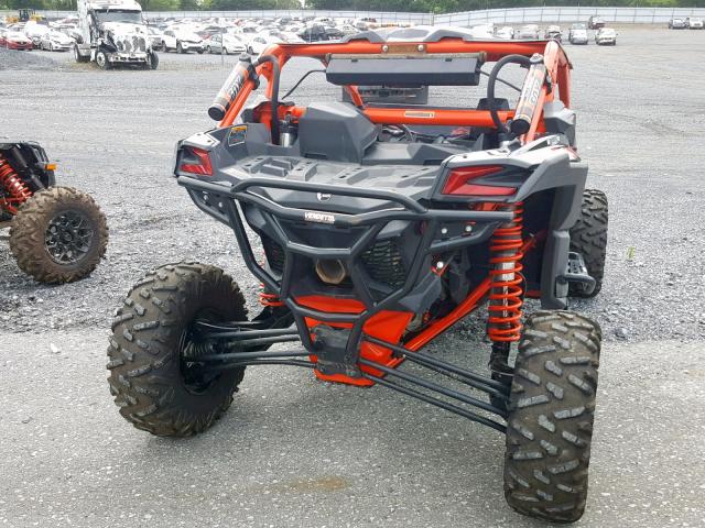 3JBVXAW49JK004983 - 2018 CAN-AM MAVERICK X BLACK photo 4