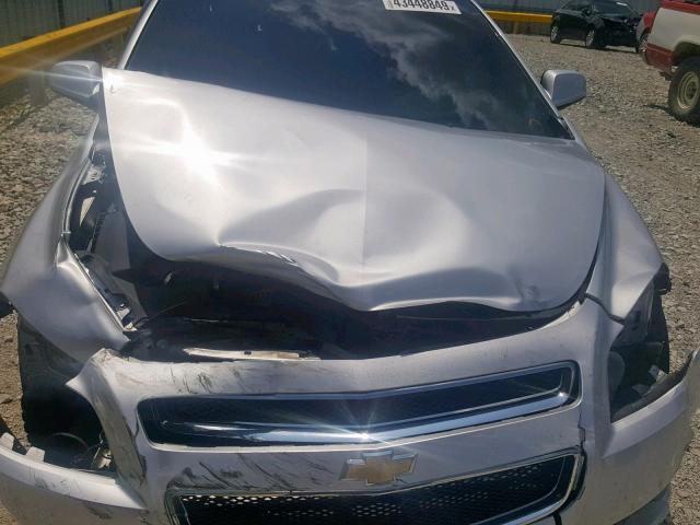 1G1ZC5E03CF298459 - 2012 CHEVROLET MALIBU 1LT 银色 照片 7