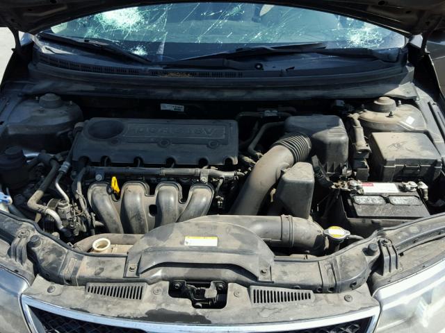 KNAFU4A27A5051261 - 2010 KIA FORTE EX BROWN photo 7