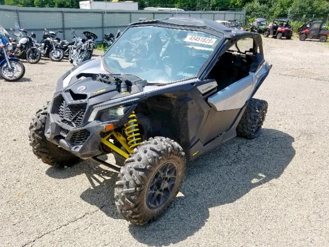 3JBVGAY48JK000209 - 2018 CAN-AM MAVERICK X GRAY photo 2