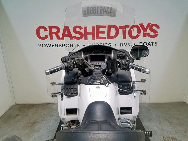 1HFSC47H48A702045 - 2008 HONDA GL1800 WHITE photo 8