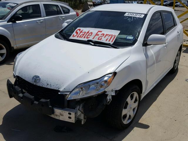 2T1KU40E79C109784 - 2009 TOYOTA COROLLA MA WHITE photo 2