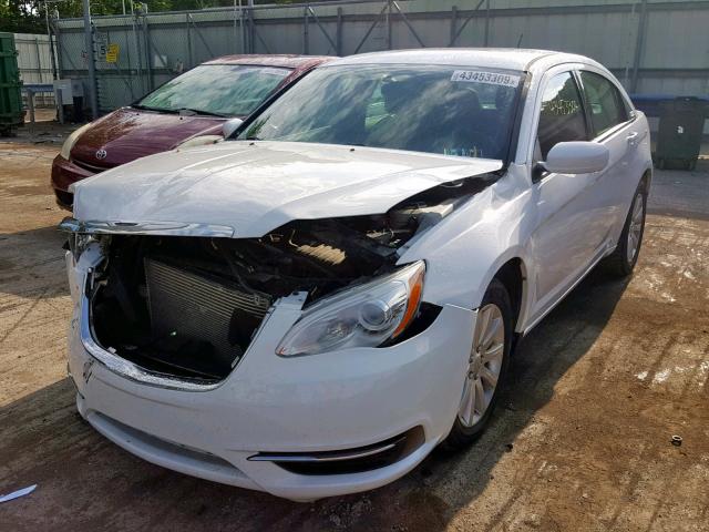 1C3CCBBB7DN584019 - 2013 CHRYSLER 200 TOURIN WHITE photo 2