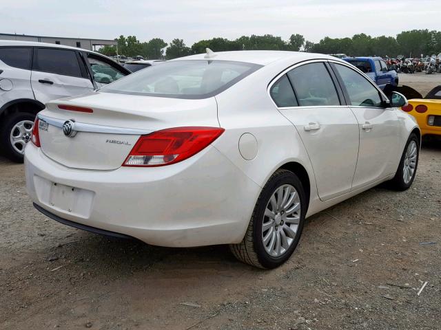 2G4GR5EK9C9169029 - 2012 BUICK REGAL WHITE photo 4