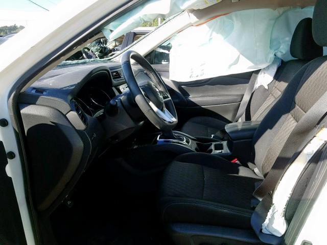 5N1AT2MV8HC805814 - 2017 NISSAN ROGUE SV WHITE photo 5