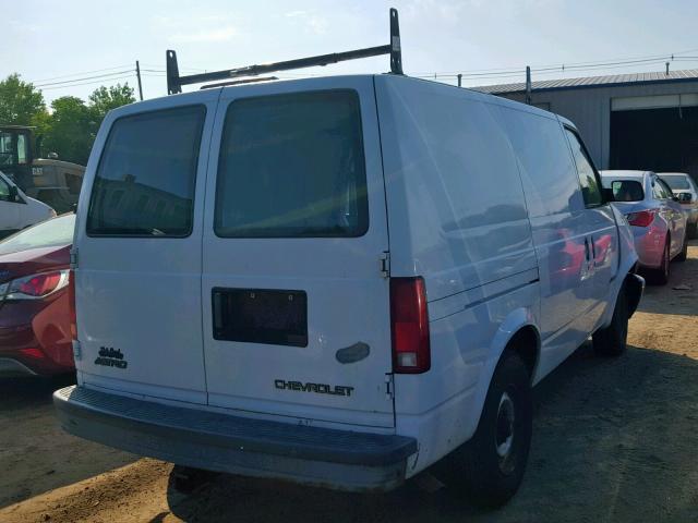 1GCDM19W3YB125142 - 2000 CHEVROLET ASTRO WHITE photo 4