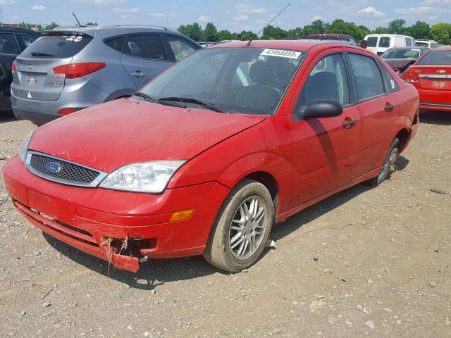 1FAHP34N07W262104 - 2007 FORD FOCUS ZX4 RED photo 2