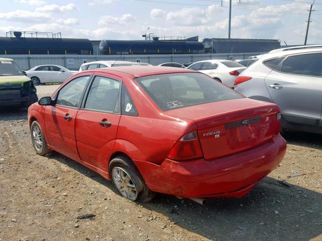 1FAHP34N07W262104 - 2007 FORD FOCUS ZX4 RED photo 3