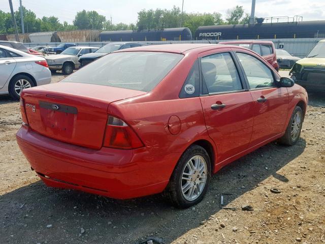 1FAHP34N07W262104 - 2007 FORD FOCUS ZX4 RED photo 4