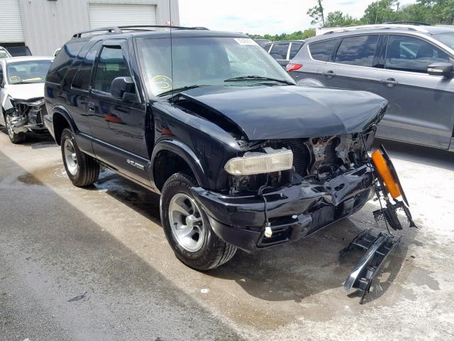 1GNCS18W0YK229890 - 2000 CHEVROLET BLAZER BLACK photo 1