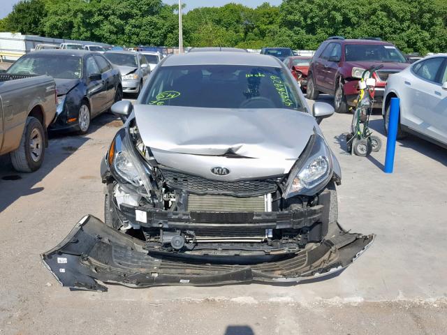 KNADM4A32G6684527 - 2016 KIA RIO LX SILVER photo 9