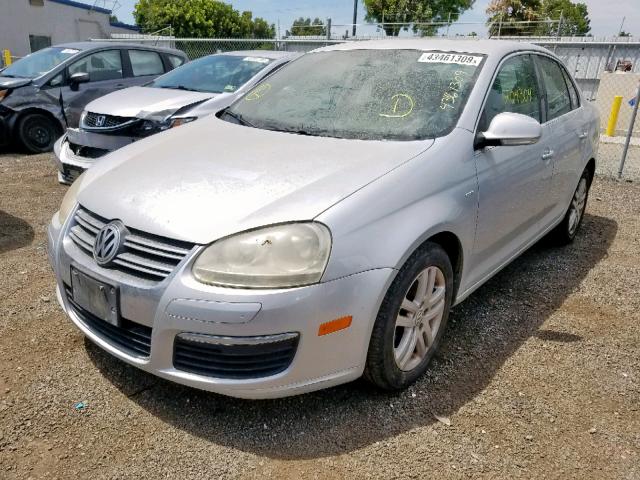 3VWEG71K17M073490 - 2007 VOLKSWAGEN JETTA WOLF SILVER photo 2