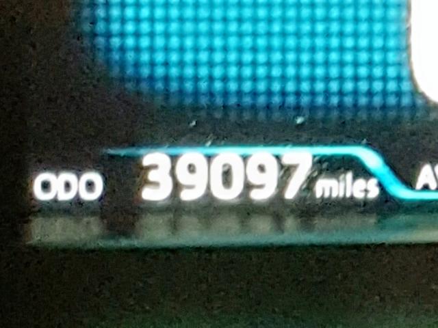 JTDKARFP9H3053935 - 2017 TOYOTA PRIUS PRIM 灰色 照片 8