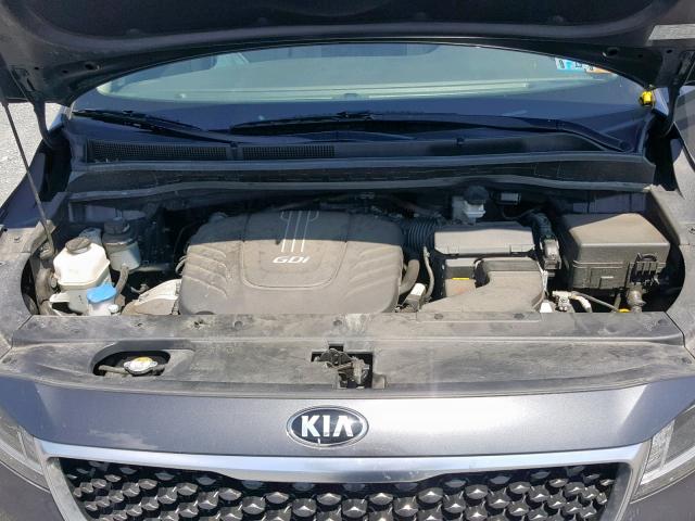 KNDMB5C16H6252812 - 2017 KIA SEDONA LX GRAY photo 7