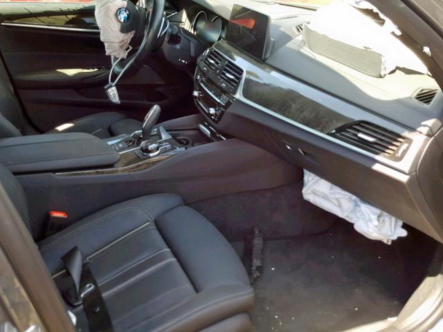 WBAJB9C5XJB035528 - 2018 BMW M550XI GRAY photo 5