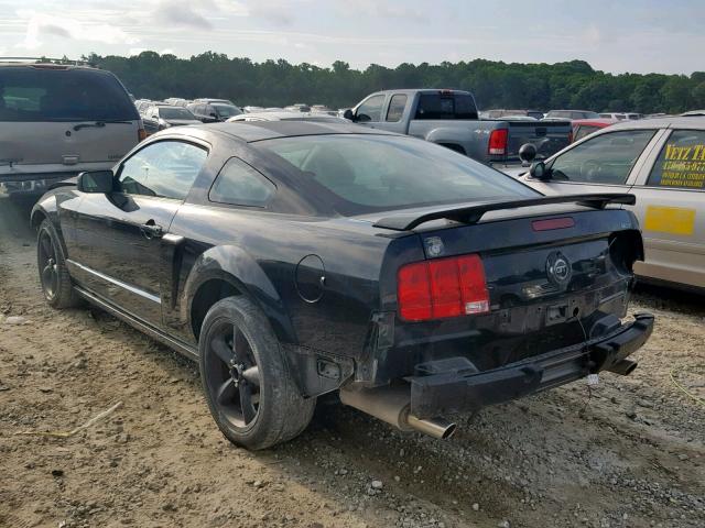 1ZVHT82H485182471 - 2008 FORD MUSTANG GT BLACK photo 3