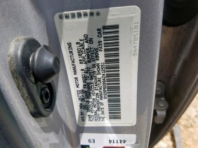 5Y2SP6E89AZ412551 - 2010 PONTIAC VIBE SILVER photo 10