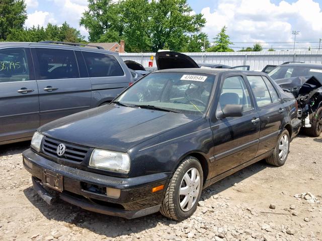 3VWRA81H0WM280206 - 1998 VOLKSWAGEN JETTA GL BLACK photo 2