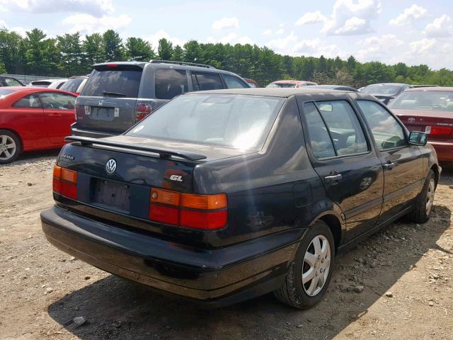 3VWRA81H0WM280206 - 1998 VOLKSWAGEN JETTA GL BLACK photo 4