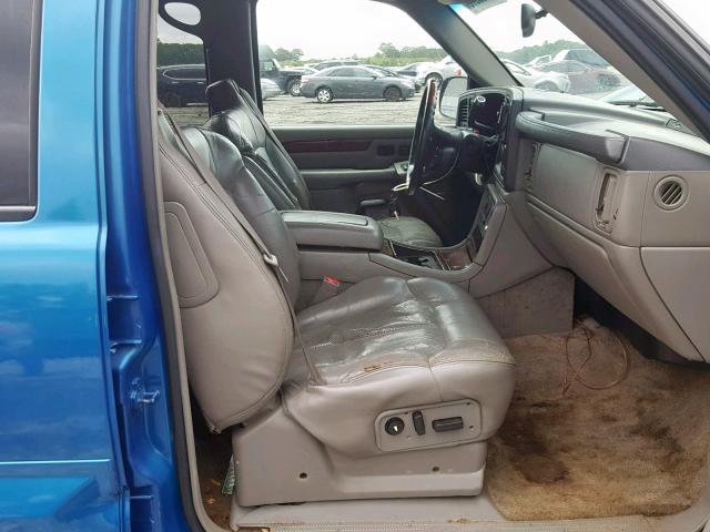 1GYEK63N32R190086 - 2002 CADILLAC ESCALADE L BLUE photo 5