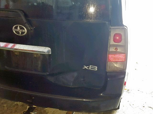 JTLKT334964123172 - 2006 TOYOTA SCION XB BLACK photo 9