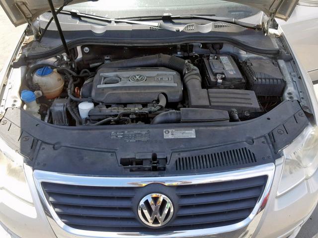 WVWJM7AN9AE104387 - 2010 VOLKSWAGEN PASSAT KOM SILVER photo 7