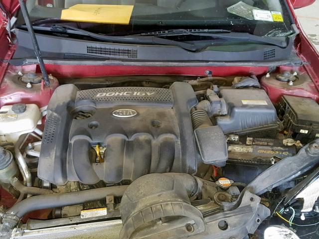 KNAGE123285236304 - 2008 KIA OPTIMA LX RED photo 7