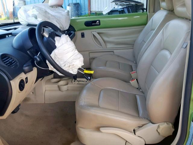 3VWCC21C8YM413475 - 2000 VOLKSWAGEN NEW BEETLE მწვანე ფოტო 5