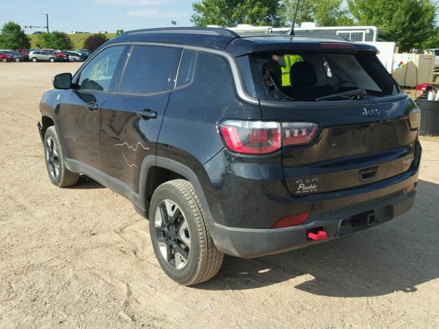 3C4NJDDB4JT101570 - 2018 JEEP COMPASS TR BLACK photo 3