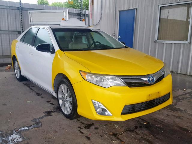 4T1BD1FKXCU061165 - 2012 TOYOTA CAMRY HYBR TWO TONE photo 1