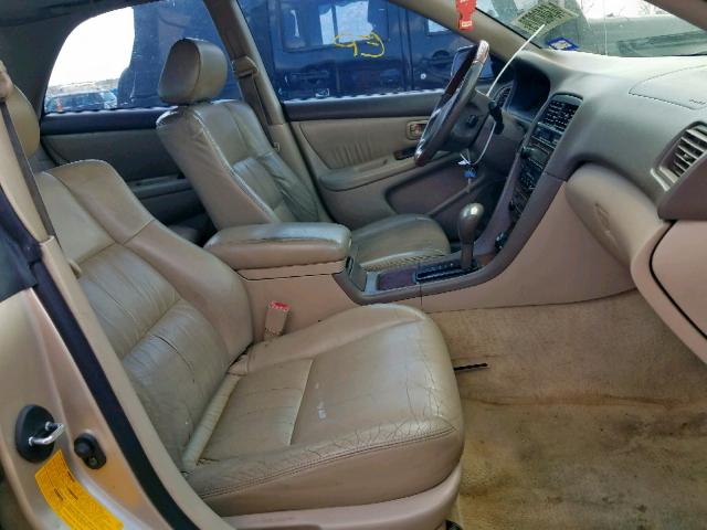 JT8BF28GX15106902 - 2001 LEXUS ES 300 TAN photo 5