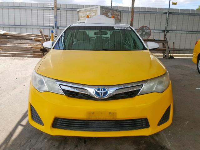 4T1BD1FKXCU061635 - 2012 TOYOTA CAMRY HYBR TWO TONE photo 9