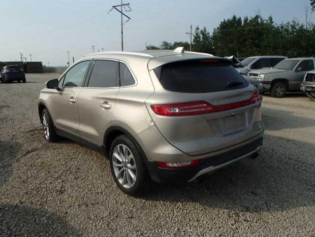 5LMCJ2A93FUJ44588 - 2015 LINCOLN MKC GOLD photo 3