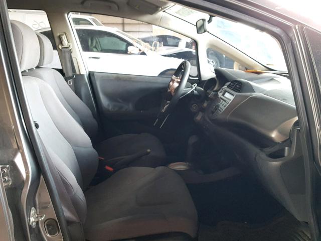 JHMGE8H35DC058380 - 2013 HONDA FIT GRAY photo 5